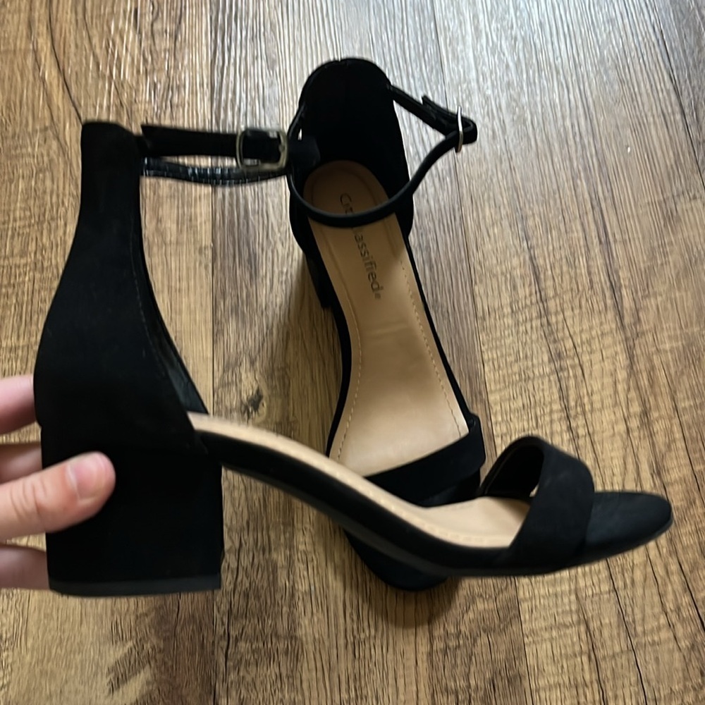 Cityclassified black Heels - Picture 3 of 5